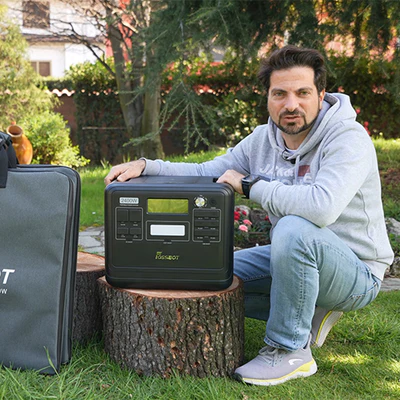 INS005 - FOSSiBOT Product Image